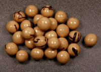 Karamell-Knusper-Kugeln Karamell-Knusper-Kugeln